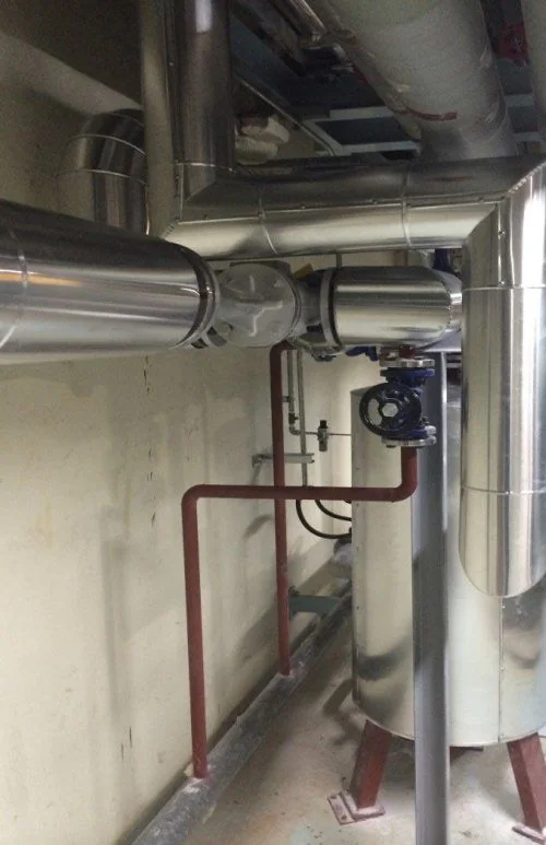 The flash vessel with the steam line overhead